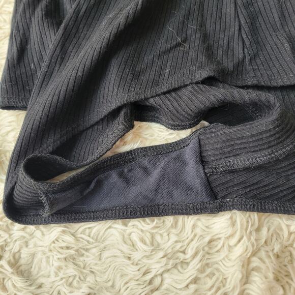 Reformation Gaia Ribbed Square Neck Long Sleeve Bodysuit Black Small - Picture 6 of 7